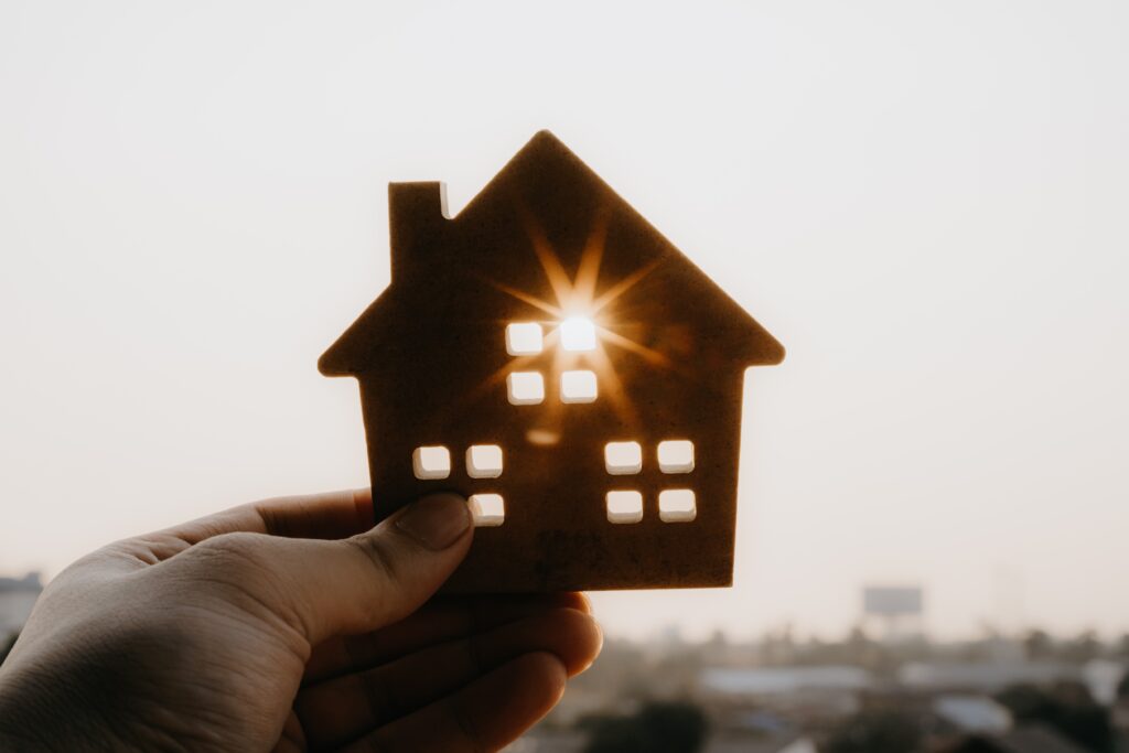 Buying an Apartment: The Benefits and the Costs to Consider