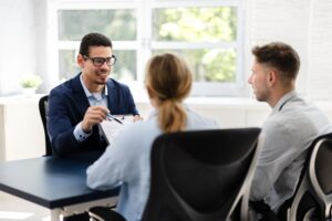 How to Use Small Weekly Habits to Pay Off a Business Loan Faster